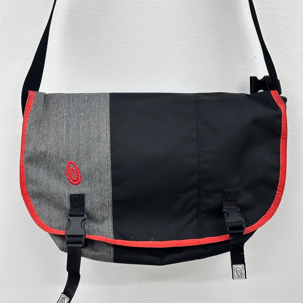 Timbuk2 Classic Messenger Bag Medium Black/Red Canvas Singleโ Strap Herringbone